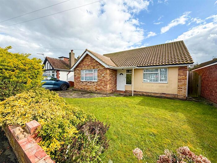 3 Bedroom Detached Bungalow For Sale In Douglas Road, Clacton-On-Sea, Essex, CO15