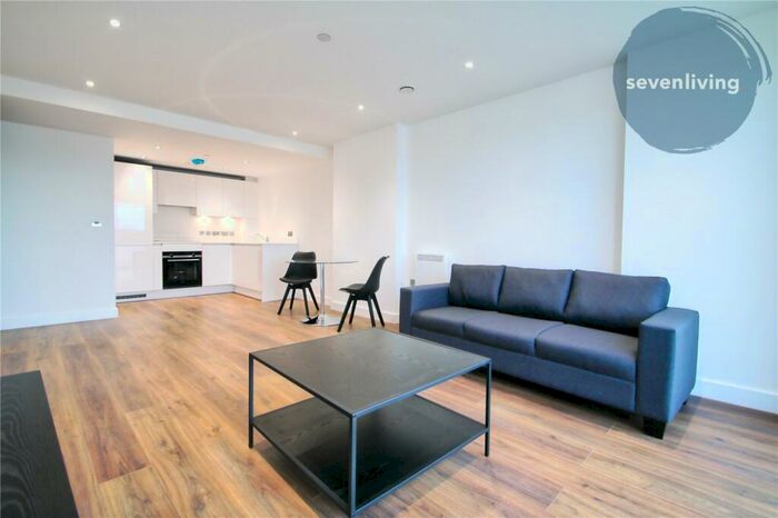 1 Bedroom Apartment To Rent In The Grand Exchange, Market Place, Bracknell, Berkshire, RG12