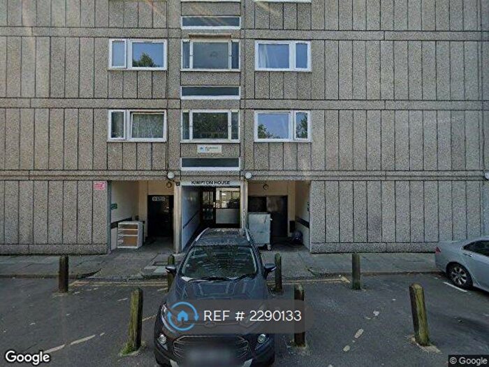 2 Bedroom Flat To Rent In Kimpton House, London, SW15
