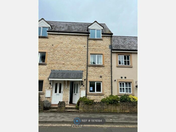 3 Bedroom Terraced House To Rent In Athelstan Court, Malmesbury, SN16
