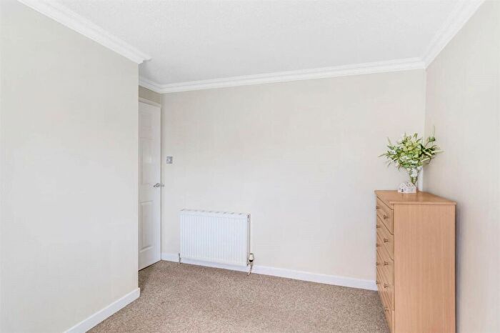 3 Bedroom Detached House For Sale In Inverewe Drive, Deaconsbank, Glasgow, Glasgow City, G46