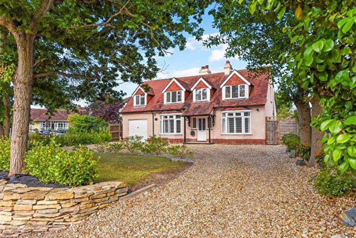 4 Bedroom Detached House For Sale In Crofton Lane, Hill Head, PO14