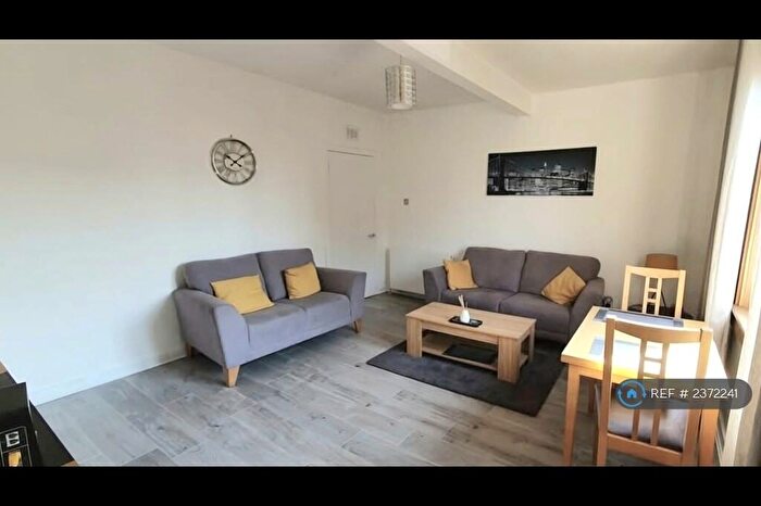 2 Bedroom Flat To Rent In Hutchison Place, Edinburgh, EH14