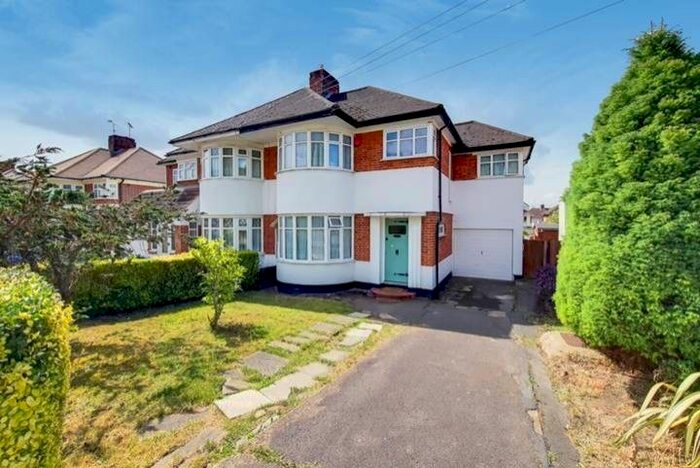 5 Bedroom Semi-Detached House To Rent In Vernon Drive, Stanmore, Greater London, HA7