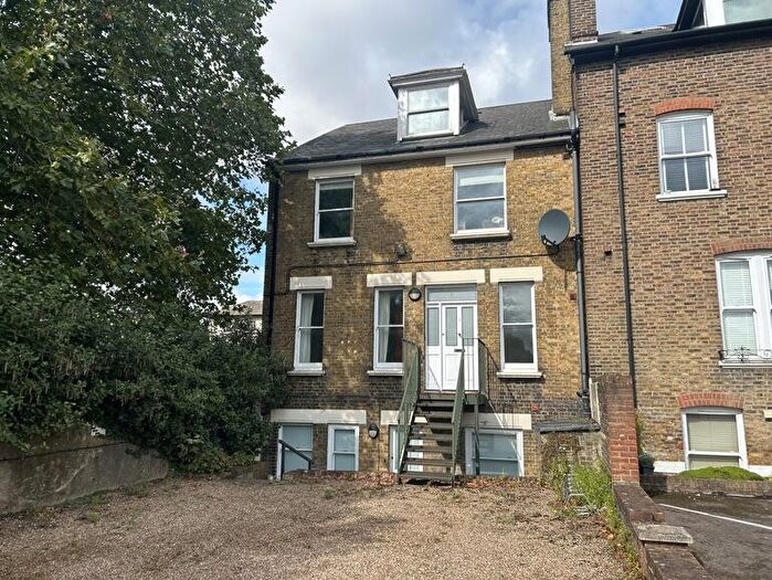 1 Bedroom Flat To Rent In Albion Place, Maidstone, Kent, ME14