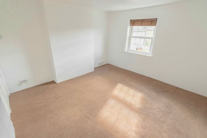 2 Bedroom Cottage To Rent In Westgate, Southwell, NG25