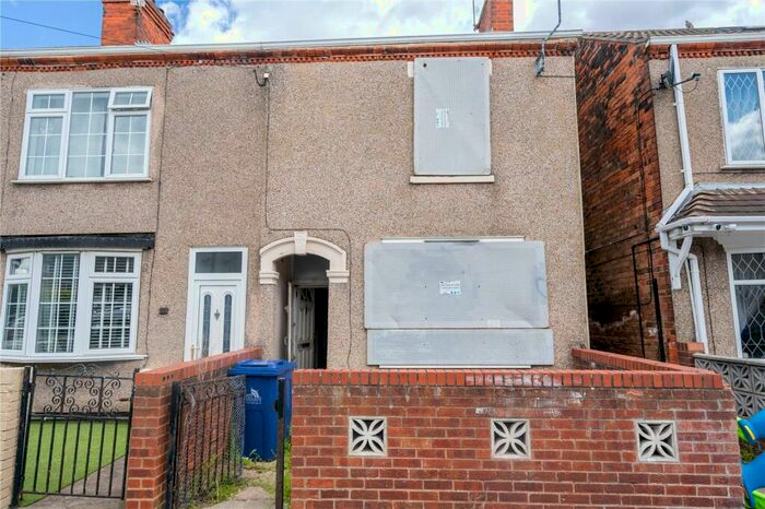 2 Bedroom End Of Terrace House For Sale In Elsenham Road, Grimsby, DN31