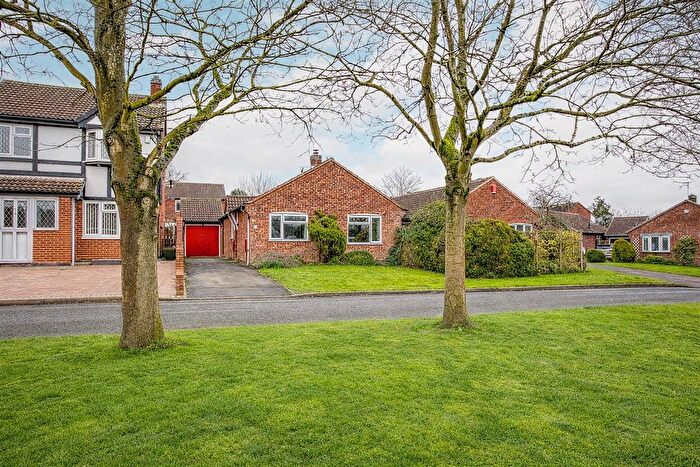 3 Bedroom Detached Bungalow For Sale In Springwood Drive, Oakwood, Derby, DE21