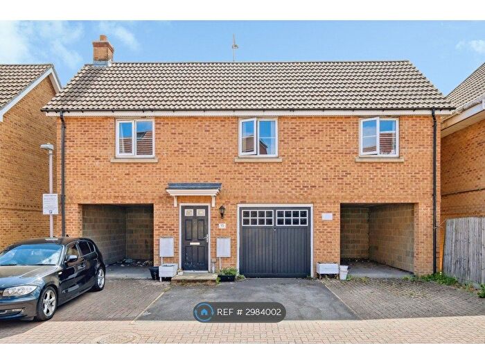 2 Bedroom Maisonette To Rent In Chelsea Gardens, Bournemouth, BH8