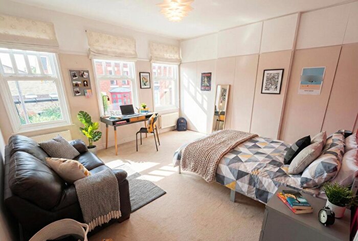 5 Bedroom Terraced House To Rent In Stretton Road, Leicester, LE3