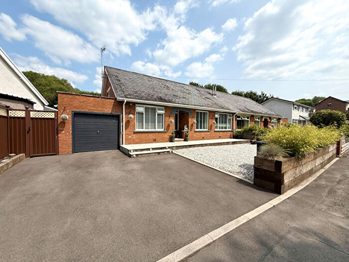 4 Bedroom Semi-Detached Bungalow For Sale In Oakgates, Cwmbach Road, Aberdare, Rhondda Cynon Taf, CF44
