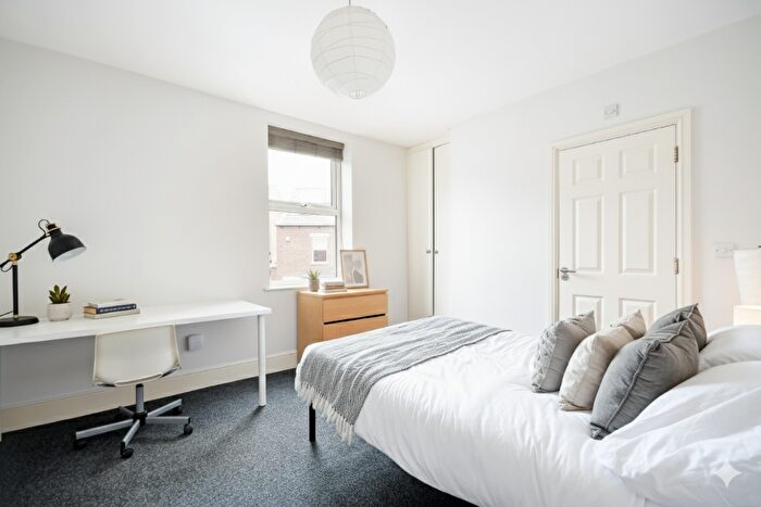 3 Bedroom Terraced House To Rent In Onslow Road, Sheffield, S11