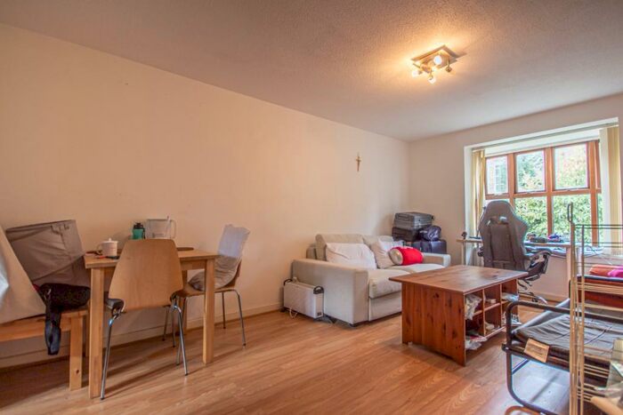 2 Bedroom Apartment To Rent In The Mews, City Centre, Newcastle Upon Tyne, NE1