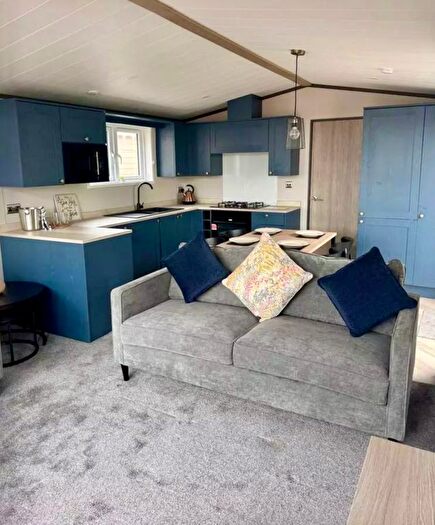 2 Bedroom Park Home For Sale In Eyemouth Road, Coldingham, Eyemouth, TD14