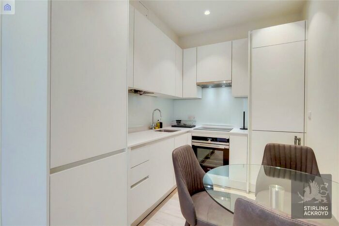 1 Bedroom Apartment To Rent In Kingsland Road, Hoxton, London, E2