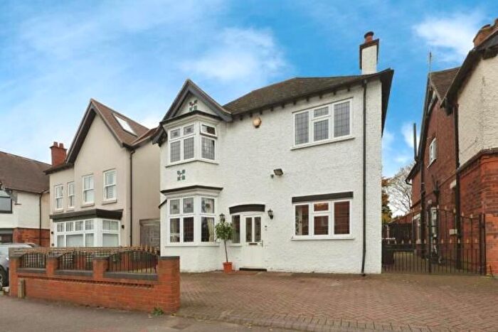 3 Bedroom Detached House For Sale In Jockey Road, Boldmere, Sutton Coldfield, B73