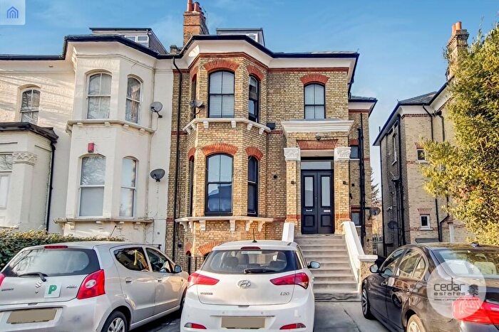 1 Bedroom Flat To Rent In Cavendish Road, Kilburn, NW6