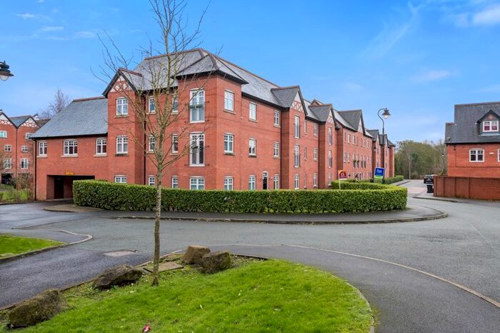 2 Bedroom Flat To Rent In Alden Close, Standish, Wigan, WN1