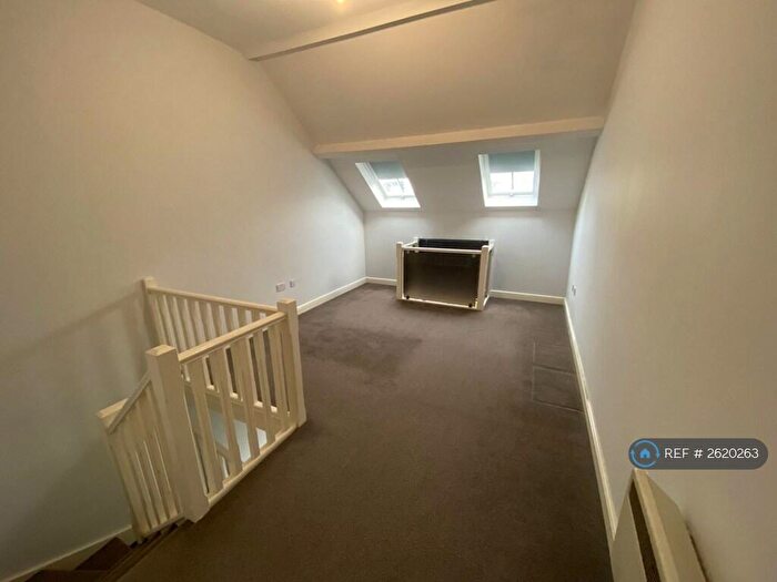 1 Bedroom Maisonette To Rent In Alpha Chapel, Greenfield, Holywell, CH8