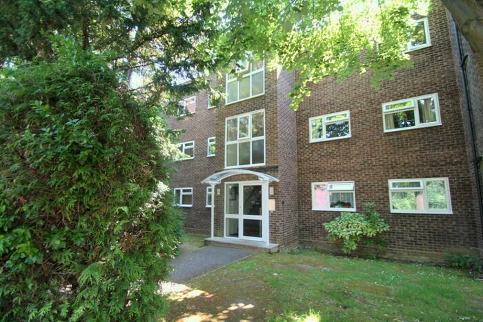 2 Bedroom Flat To Rent In Malcolm Way, London, E11