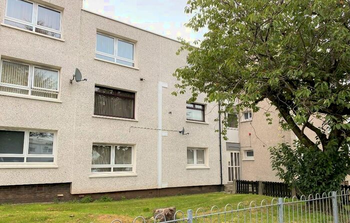 2 Bedroom Flat To Rent In Gillsburn Gardens, Kilmarnock, Ayrshire, KA3