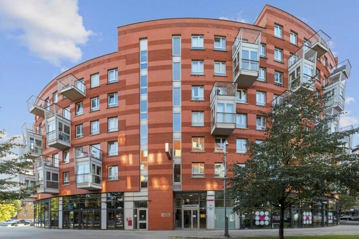 2 Bedroom Flat To Rent In Carronade Court, Eden Grove, Holloway, N7