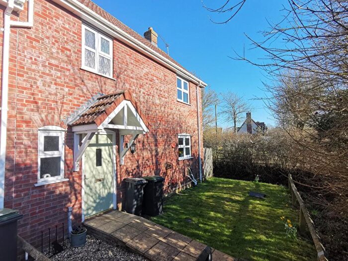 3 Bedroom End Of Terrace House For Sale In Skinners Close, Metfield, IP20