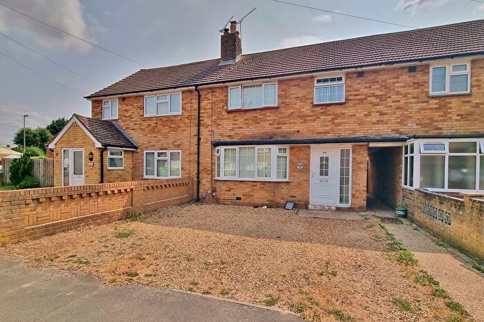 3 Bedroom Terraced House For Sale In Parkhouse Farm Way, Leigh Park, PO9