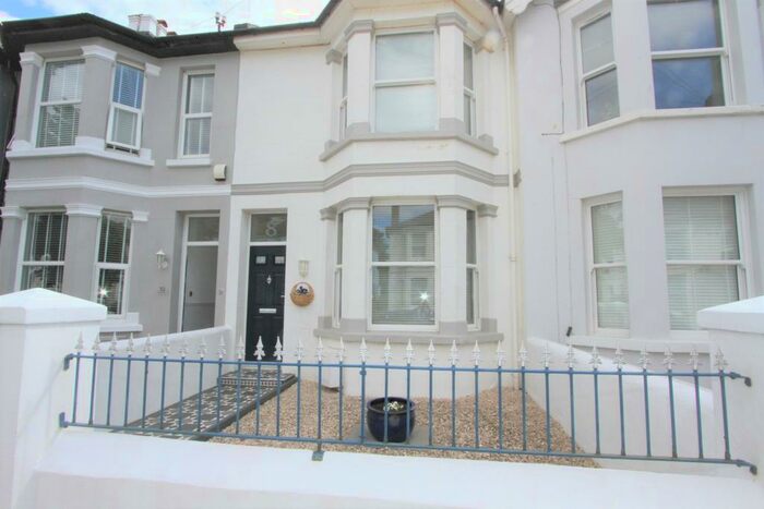3 Bedroom House To Rent In Madeira Avenue, Worthing, BN11