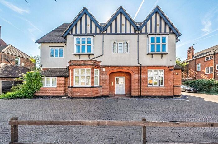 2 Bedroom Flat For Sale In Homefield Road, Bromley, BR1
