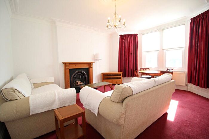 2 Bedroom Apartment To Rent In Bingham Road, Addiscombe, CR0