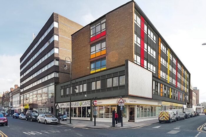 1 Bedroom Flat To Rent In Tivoli House, South Street, Hull, Yorkshire, HU1