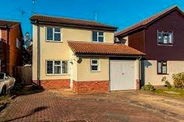 4 Bedroom Detached House To Rent In Staplegrove, Shoeburyness, Southend-on-Sea, Essex, SS3