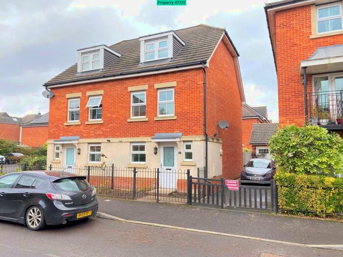 3 Bedroom Semi-Detached House To Rent In Cirrus Drive, Shinfield, Reading, RG2