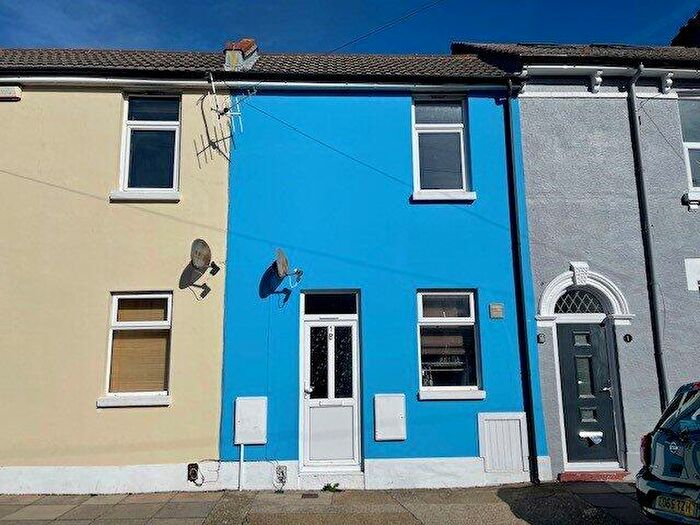 2 Bedroom House To Rent In Hudson Road, Southsea, Hampshire, PO5