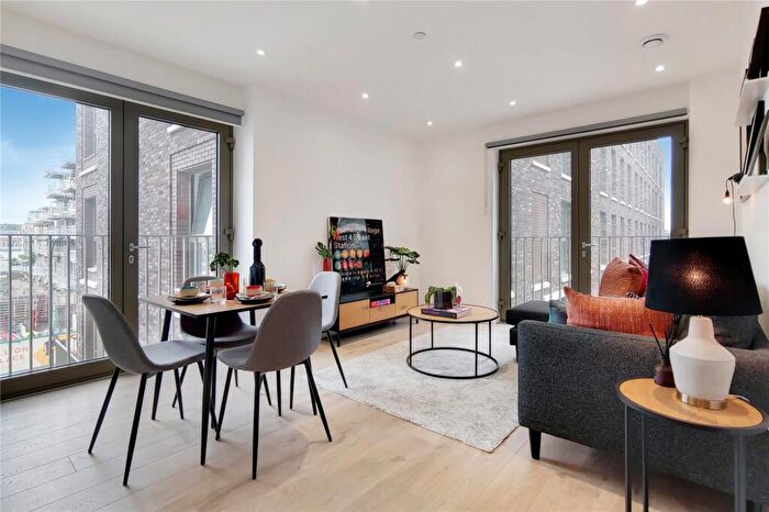 2 Bedroom Apartment To Rent In Atlantis Avenue, London, E16