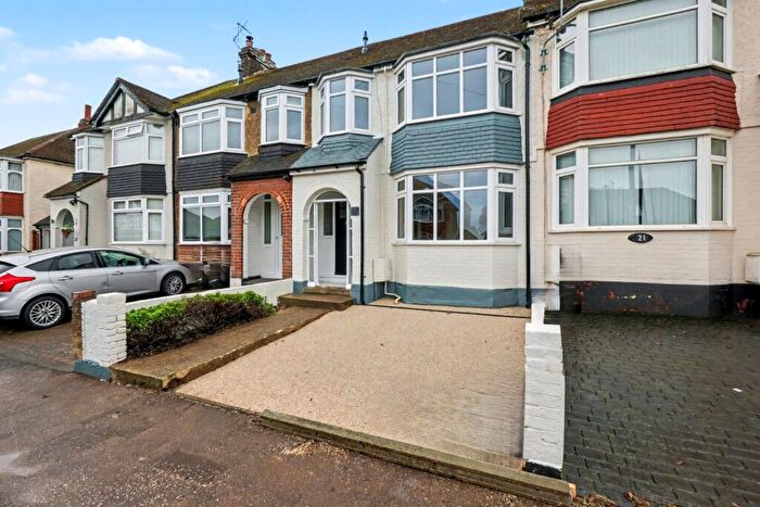 3 Bedroom Terraced House For Sale In Blaker Avenue, Rochester, ME1