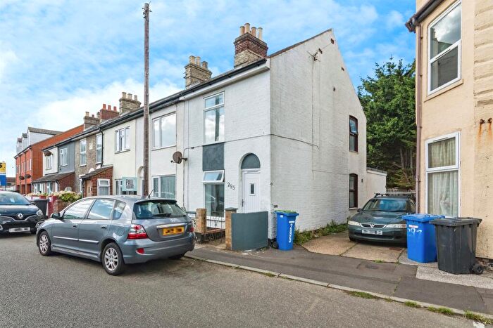 2 Bedroom Terraced House To Rent In Whapload Road, Lowestoft, NR32