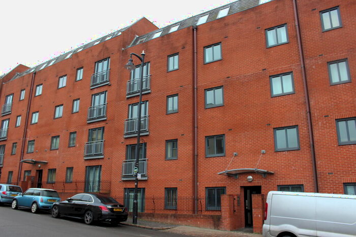 2 Bedroom Flat To Rent In Apartment, Newhall Hill, Birmingham, West Midlands, B1