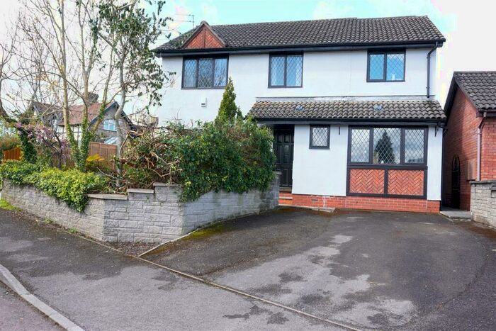 4 Bedroom Detached House For Sale In Birdwood Gardens, Mathern, Chepstow, NP16