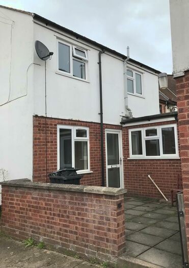 3 Bedroom Semi-Detached House To Rent In Court View, Court Lane, Newent, Gloucestershire, GL18