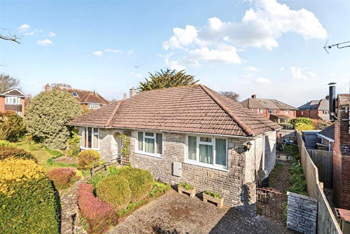3 Bedroom Detached Bungalow For Sale In Grosvenor Crescent, Dorchester, DT1