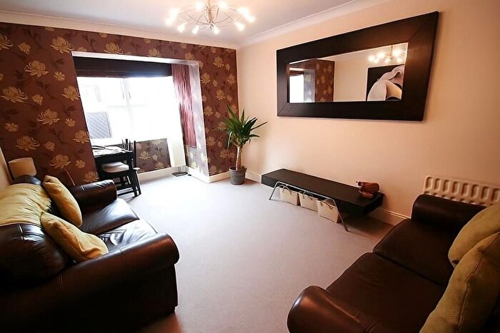 2 Bedroom Flat To Rent In Portland Mews, Newcastle Upon Tyne, Tyne And Wear, NE2