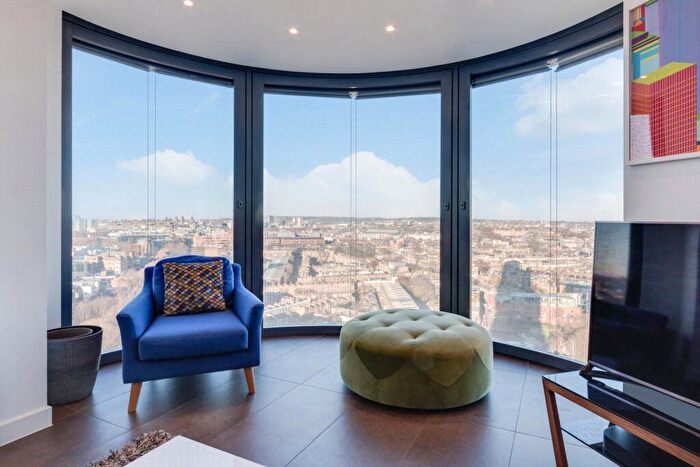 2 Bedroom Flat To Rent In Chronicle Tower, Chronicle Tower, City Road, London, EC1V