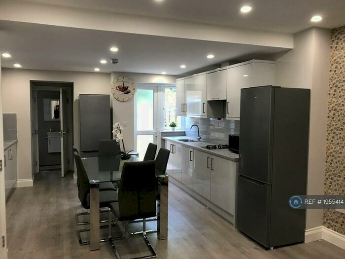 6 Bedroom Terraced House To Rent In Kitchener Road, Ipswich, IP1