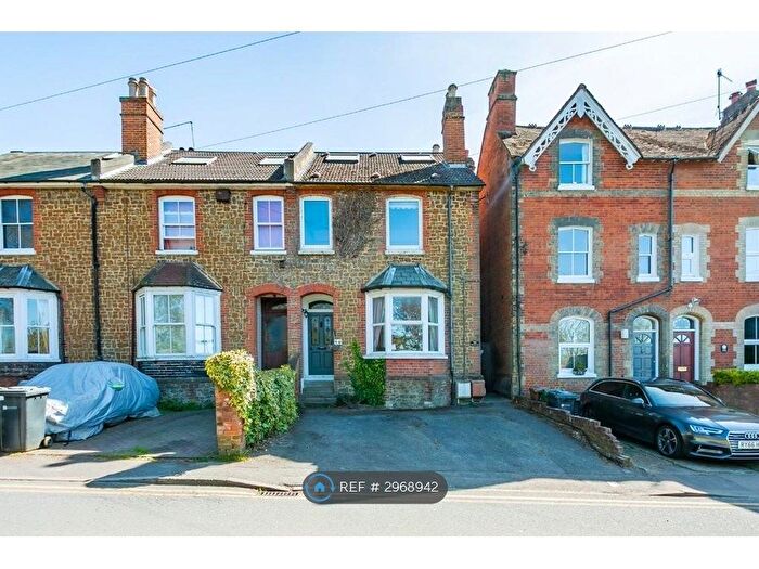 2 Bedroom Flat To Rent In Nightingale Road, Guildford, GU1