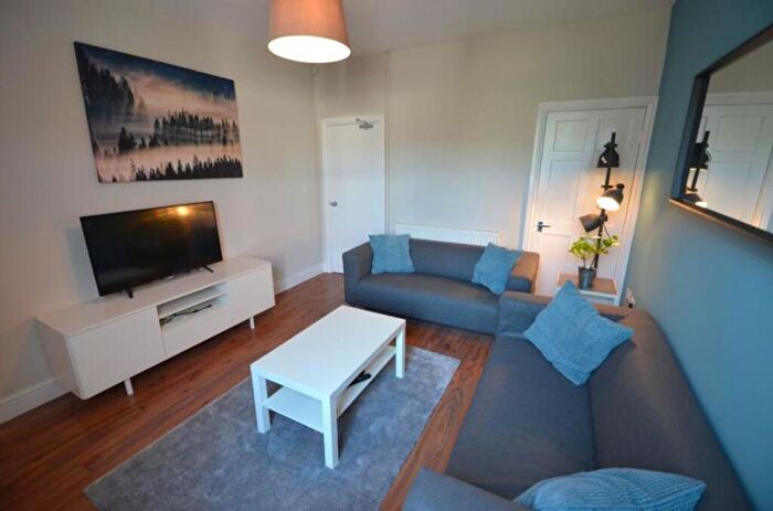 4 Bedroom Terraced House To Rent In Windsor Street, Beeston, NG9