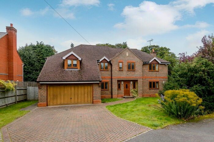 5 Bedroom Detached House To Rent In Lime Avenue, Camberley, Surrey, GU15
