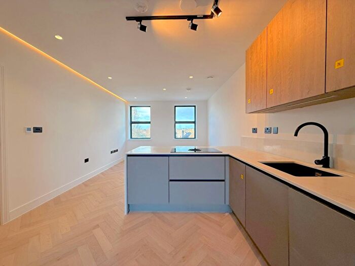 1 Bedroom Flat To Rent In Cannon Hill Lane, Raynes Park, SW20