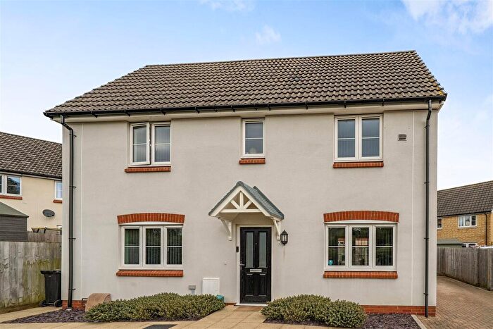 3 Bedroom Detached House For Sale In Ridgeway View Beaminster, DT8